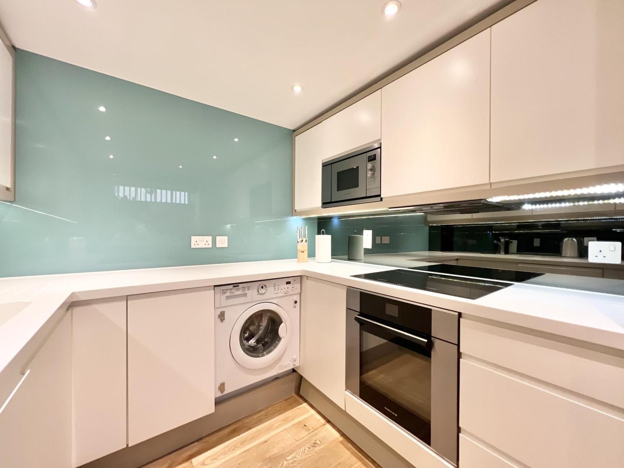 Vip Serviced Apartments London Excellent Location Great Price Εξωτερικό φωτογραφία